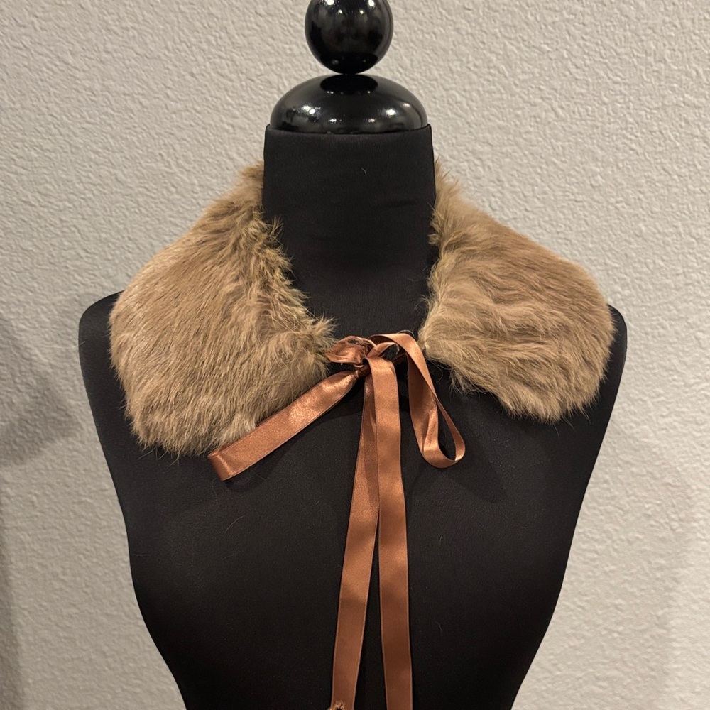 Vintage Rabbit Fur Neck Collar | Satin Lined | Classic‎ & Elegant